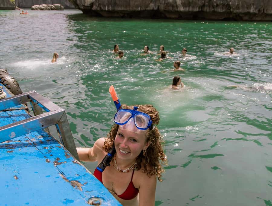 Cat Ba: Lan Ha & Ha Long Bay Kayak & Snorkel Boat Tour - Ba Trai Dao: swimming, jumping, and possible snorkeling