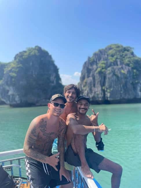 CAT BA: LAN HA & HALONG BAY – KAYAK, BIKE, LUNCH, SNORKEL - Leaving Cat Ba Town for the floating village