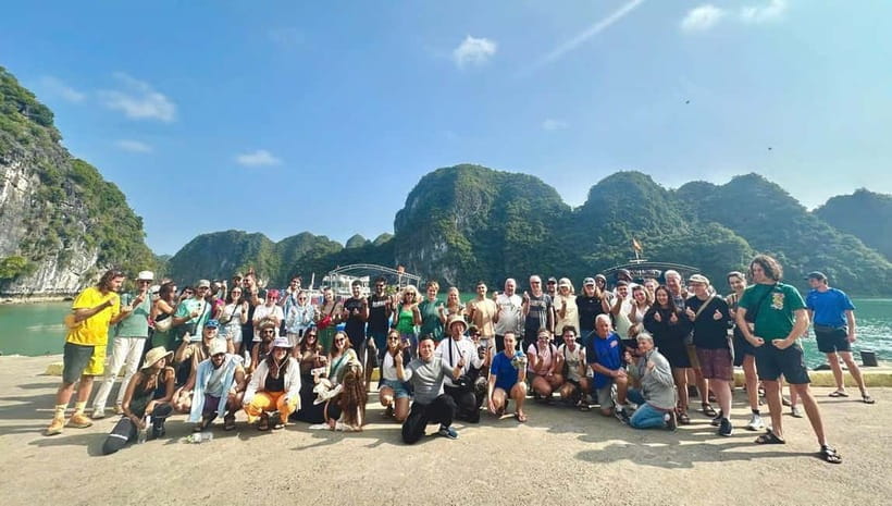 CAT BA: LAN HA & HALONG BAY – KAYAK, BIKE, LUNCH, SNORKEL - Ba Trai Dao Beaches and a boat lunch