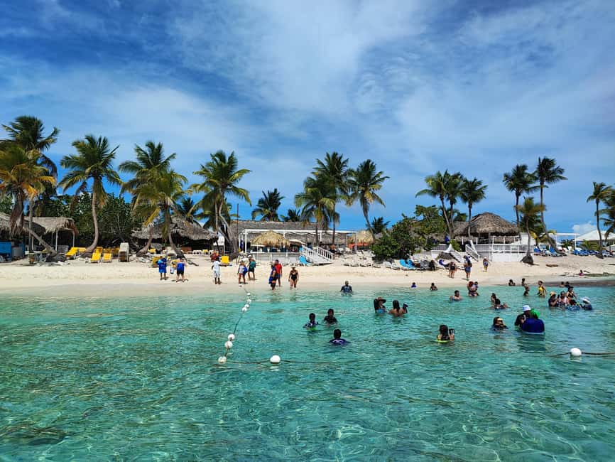 Catalina Island Comfort: Snorkeling & Catamaran Experience - From Los Melones to Bayahibe’s marina