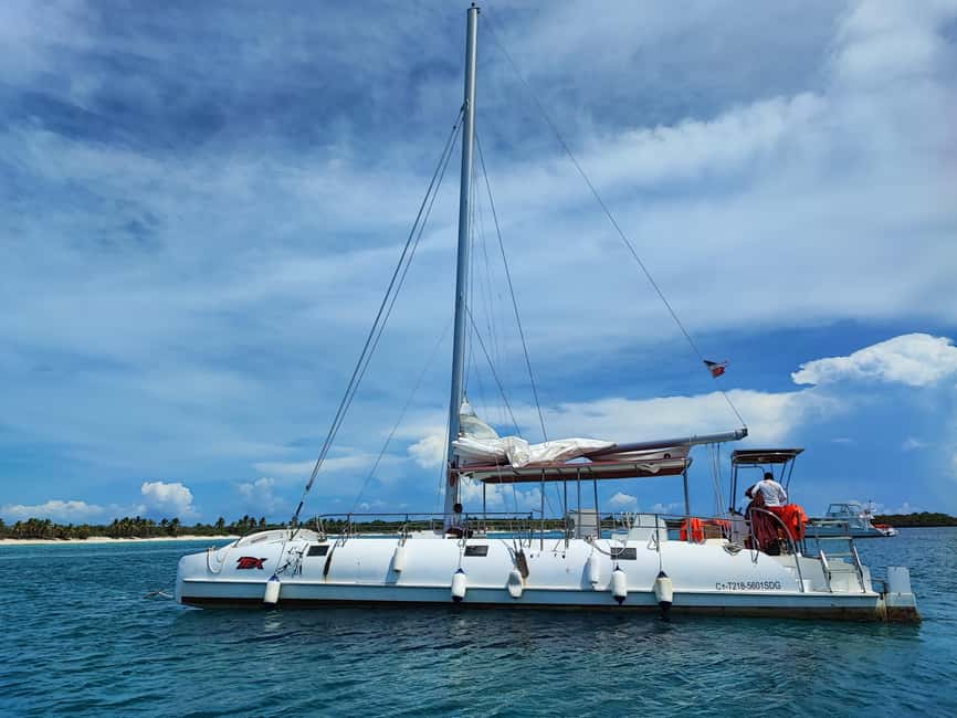 Catalina Island Comfort: Snorkeling & Catamaran Experience - What La Pared offers in 45 minutes