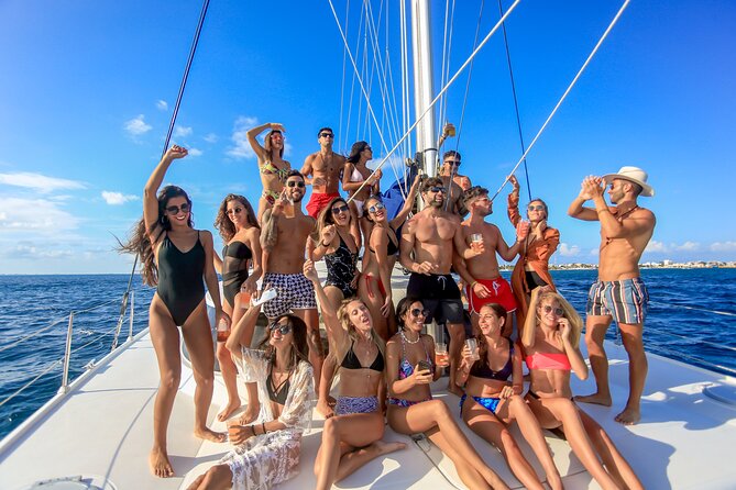 Catamaran to Isla Mujeres Snorkeling Tour with Open Bar and Lunch - Leaving Marina Las Perlas in Cancun