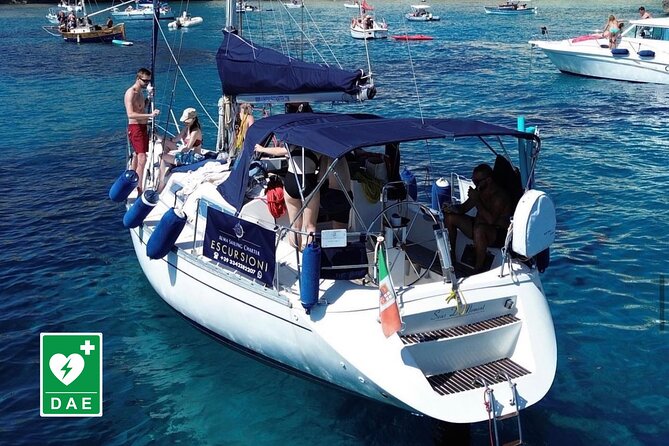 Catamaran tour stops bathing and snorkeling toast with prosecco - Weather, boat comfort, and route changes