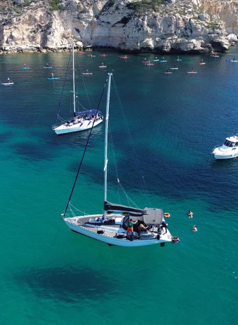 Catamaran tour, swimming, snorkeling, and a Prosecco toast - A comfortable catamaran with room to breathe