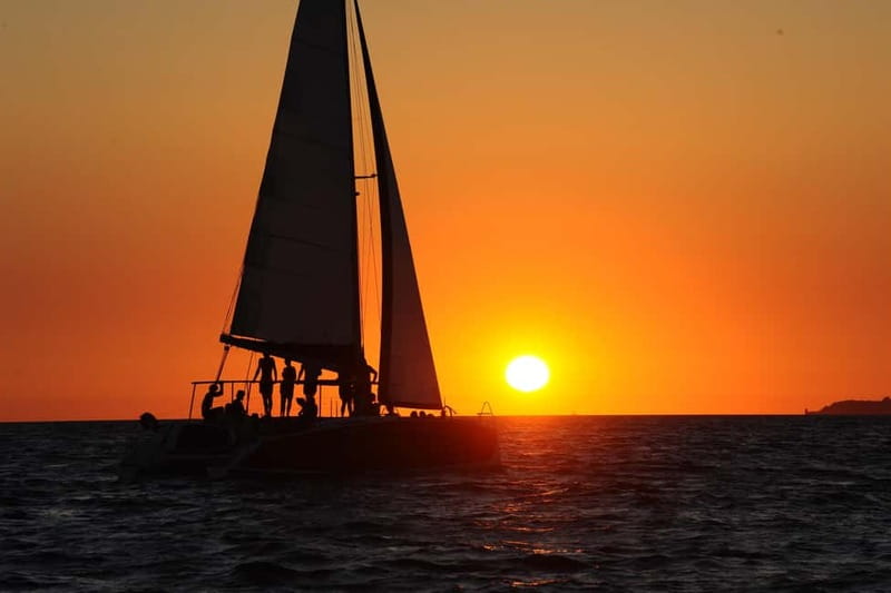 Catamaran trip to the Lavezzi Islands at sunset with snorkeling - Key points at a glance