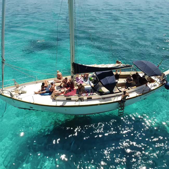 Catania: Boat Trip with Aperitif, Prosecco and Snorkeling - Key points to know before you book