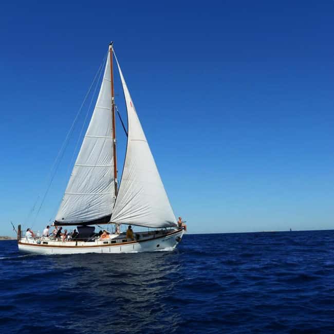 Catania: Boat Trip with Aperitif, Prosecco and Snorkeling - Why this Catania boat trip feels different