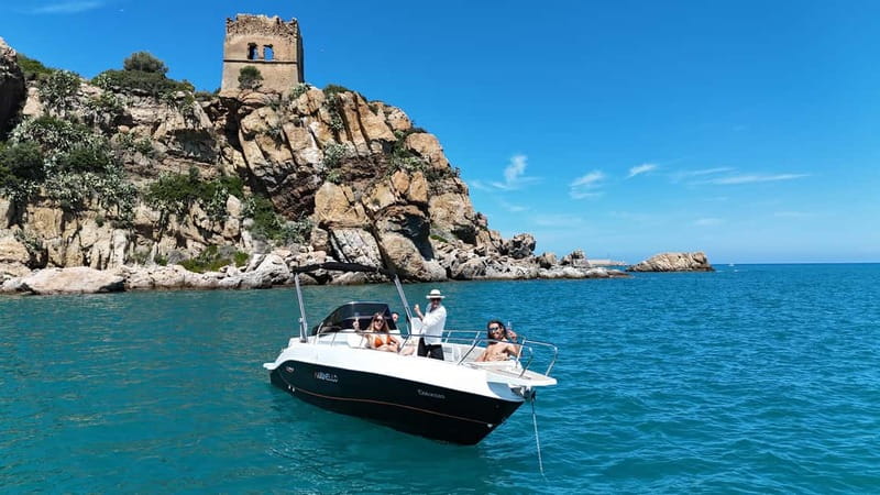 Cefalù: Private Boat Tour + Snorkeling & Aperitif (1-9 pax) - A second water stop for marine life