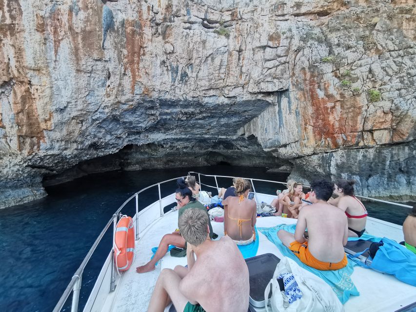 Chania: Menies Beach & Chironisia Bay Cruise with Snorkeling - Cruising onward to Chironisia Bay