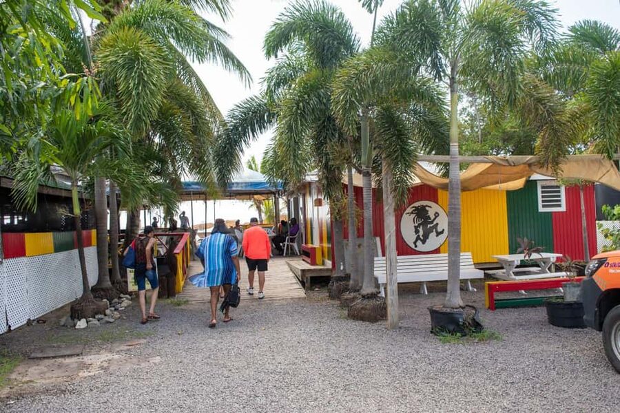 Cockleshell: Beach Excursion, Snorkeling, and Scenic Views - Who will enjoy this outing most