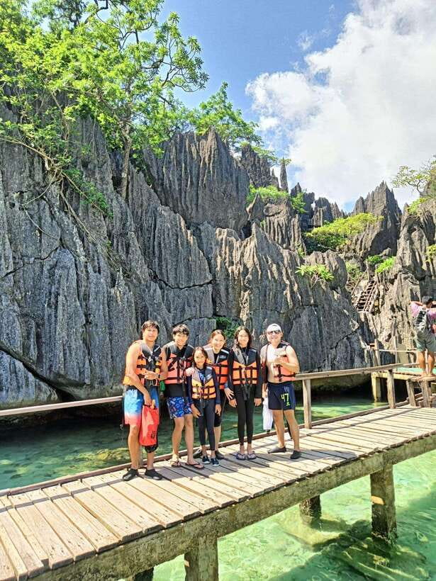 CORON:ISLAND TOUR A Lakes and Snorkeling with Corals - What the $30 price really includes