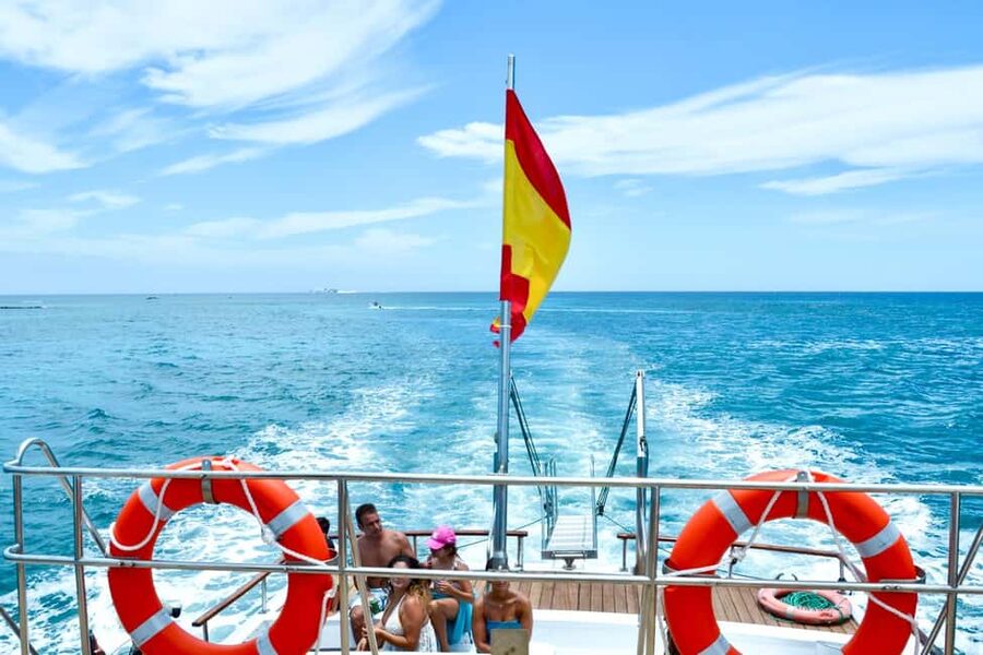 Corralejo: Snorkeling on Lobos Island & Return Ferry Ticket - Walking farther to Lobos Lighthouse