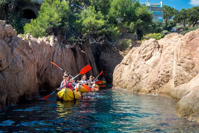 Costa Brava Kayaking and Snorkeling Small Group Tour with Lunch - What to pack for a smoother day