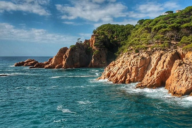 Costa Brava Tour with Kayak & Lagoon Snorkeling - The guides make the difference