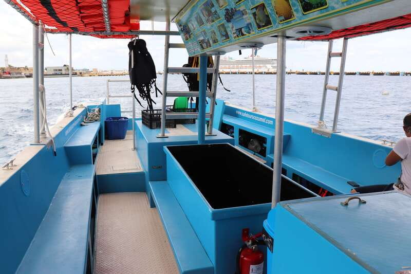 Cozumel: VIP Glass Bottom Boat & Snorkeling 3 Reefs Tour - A short boat trip with three chances to snorkel