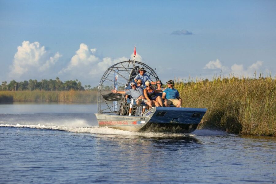 Crystal River: Snorkel with Manatees & Dolphin Airboat Trip - Racing the Homosassa backwaters by airboat