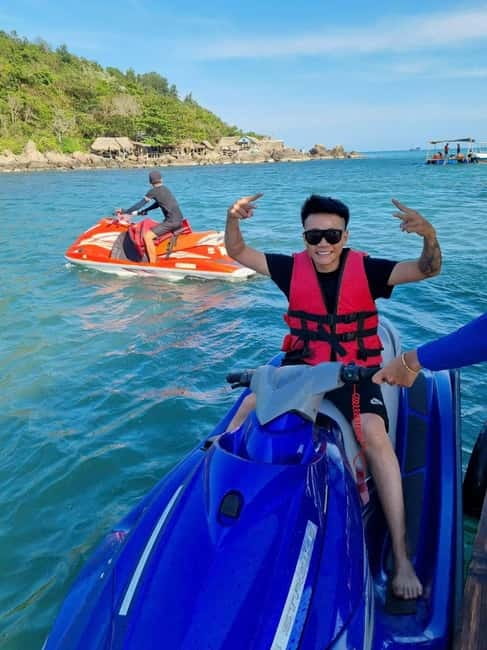 Da Nang: Coral Snorkelling and Jetski Experience - Canoeing, SUP, and the banana float