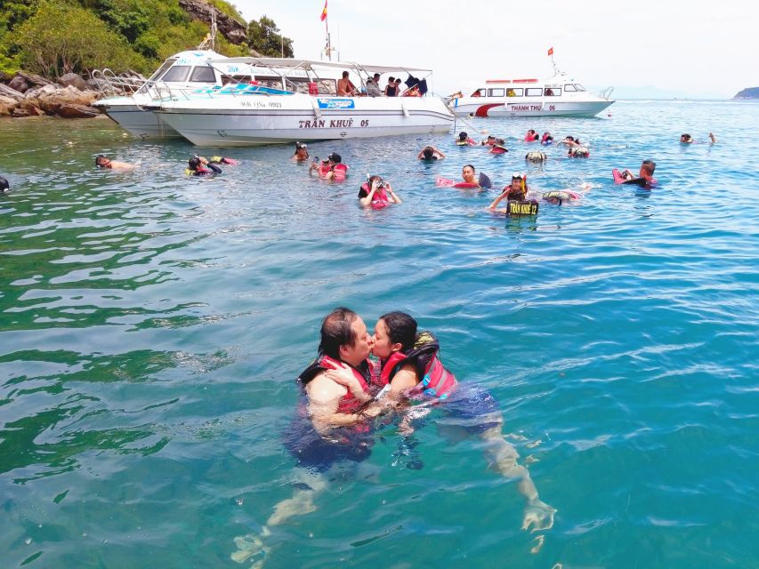 Da Nang/Hoi An: Cham Islands Snorkeling by High-Speed Boat - The Cua Dai to Cham Islands speedboat ride