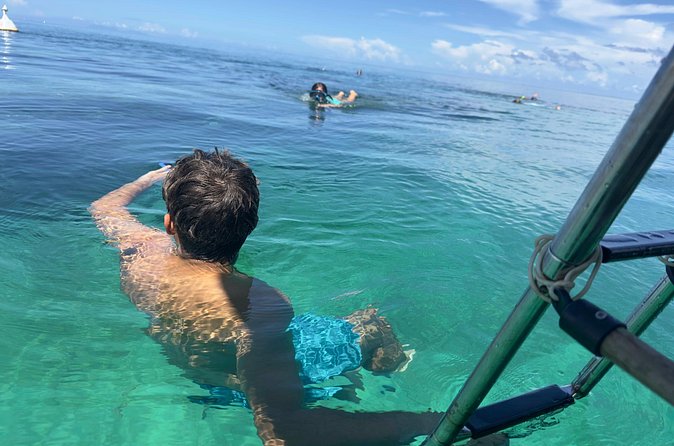 Day Lagoon 100% Sailing stops Snorkelling Paddle - Sailing toward the Ilets de la Biche
