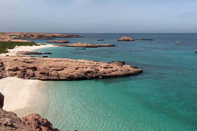 Daymaniyat Islands Snorkeling Sharing Trip - Kayaks, snacks, and the useful extras