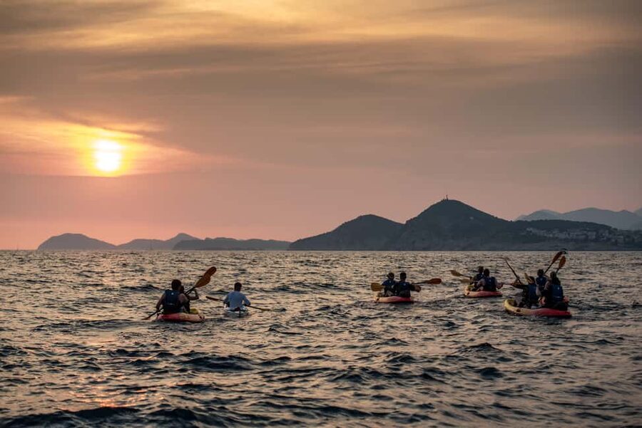 Dubrovnik: Sunset Kayaking and Snorkeling Tour - Timing, weather, and cancellation details