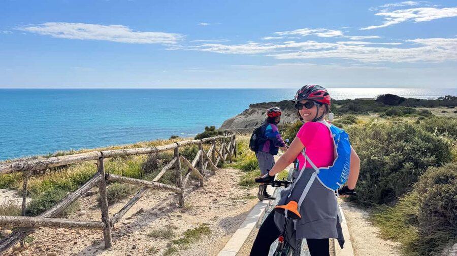 E-Bike Scala dei Turchi: Food tasting, villages, snorkeling, nature reserve - Is $85 a fair price?