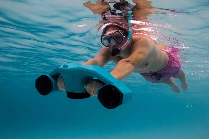 E-Snorkeling tour in Bonaire with easy Sea Scooters - What the Bonaire sea-scooter tour feels like