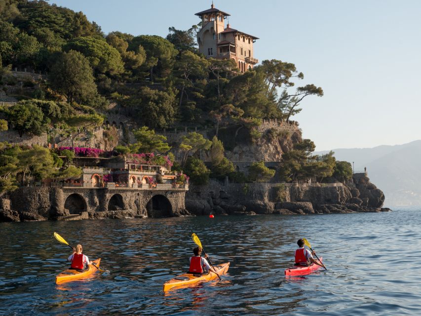 Easy Kayak Tour to Portofino with Optional Snorkeling - Paddling from Paraggi toward Portofino