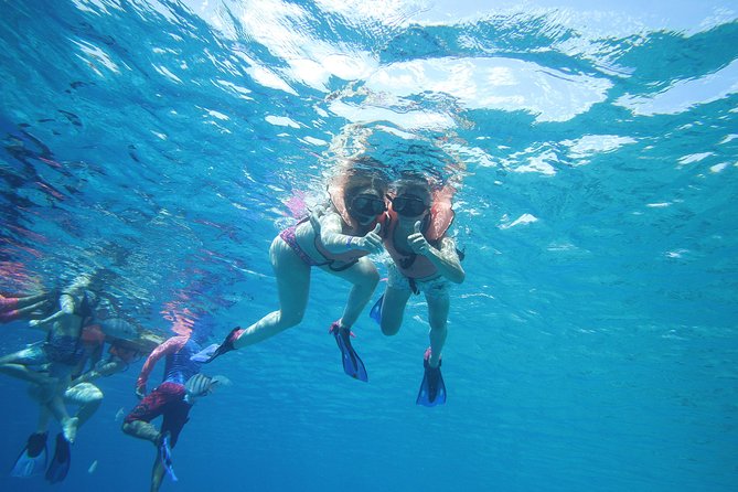 El Cielo Cozumel Snorkel tour by Catamaran - El Cielo’s shallow water and starfish