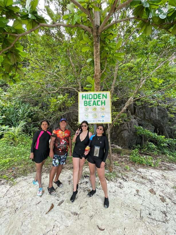 El Nido: Island Hopping and Snorkeling Private Boat Tour C - What Tour C is really like from Corong-Corong