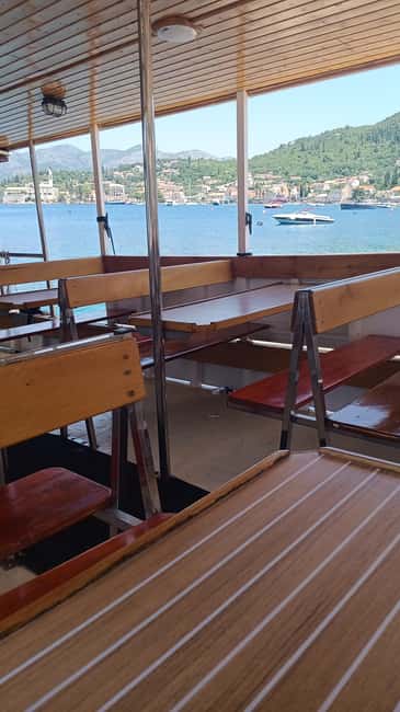 Elaphite Islands Cruise and Blue Cave Snorkeling Boat Tour - Suđurađ and the castle you may see too briefly