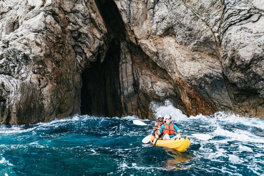 Es Figueral: Guided Kayaking and Snorkeling Tour - Snorkeling near Punta des Llaut