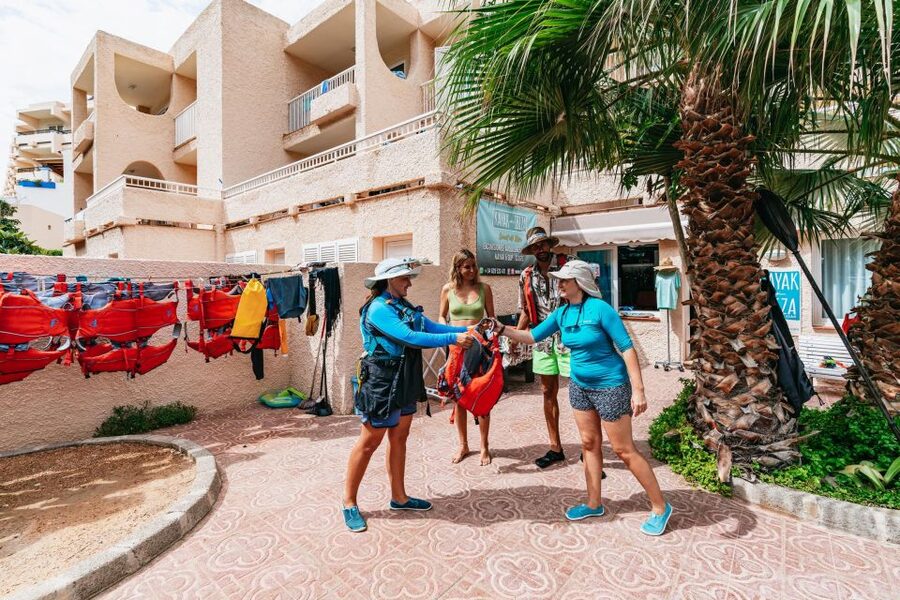 Es Figueral: Guided Kayaking and Snorkeling Tour - From Es Figueral into the marine reserve