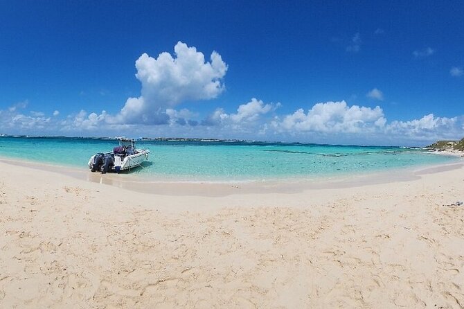 Exclusive Supreme Snorkeling Tour - Boat comfort, safety, and the rough-day question
