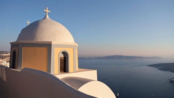 Explore Santorini and its volcanic wonders with Alex Private Boat - Key points to know before booking