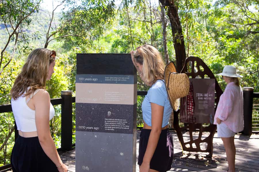 From Airlie Beach: Hook Island Cultural Tour, Sail & Snorkel - Snorkeling off Hook Island