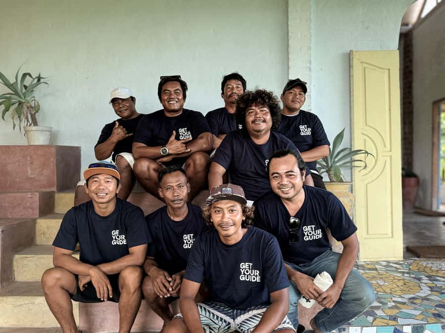 From Gili Air: Private or Small Group Snorkeling Boat Tour - Bask Nest statues, the first underwater stop