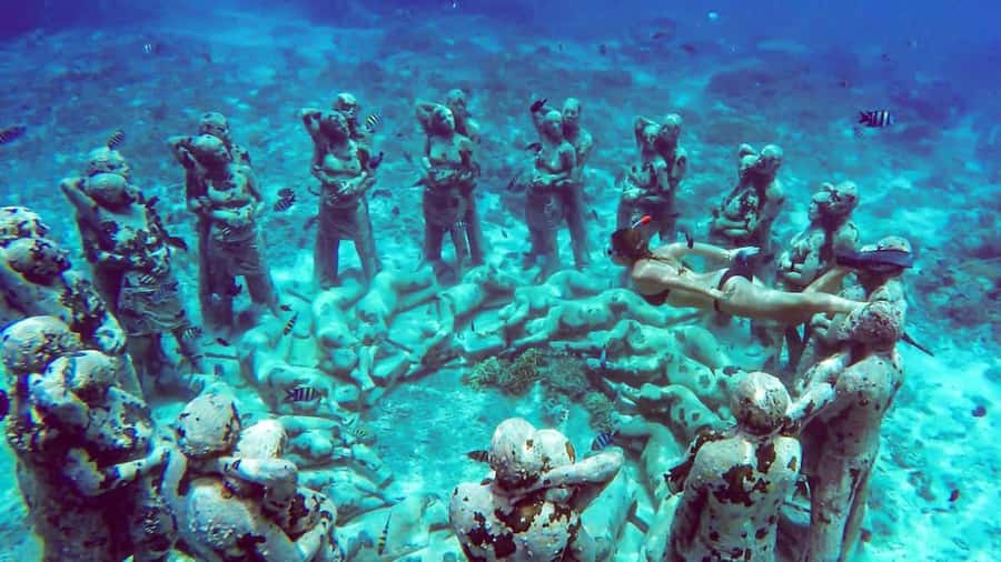From Gili Air/Trawangan: Glass-Bottom Boat with Snorkeling - Equipment, sun, and comfort