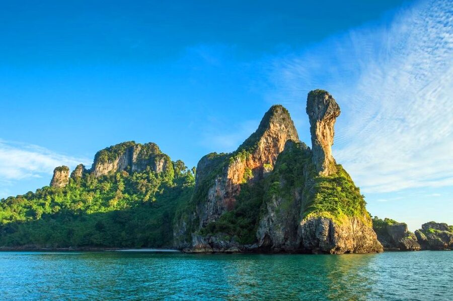 From Krabi: 4 Islands Snorkeling Tour by Speed Boat - Four islands in one fast-moving day