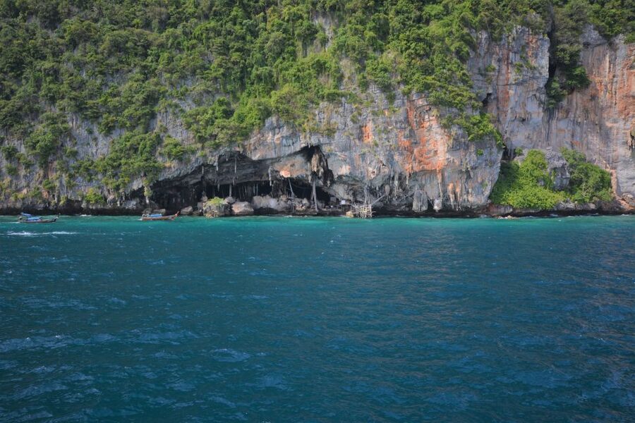 From Phuket: Snorkeling Ferry Cruise to Phi Phi Islands - The Royal Jet Cruiser crossing to Phi Phi