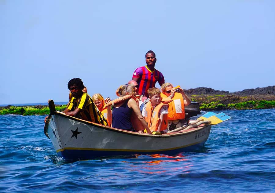 From Praia: Boat Trip, Snorkeling, Cave & BBQ on the Beach - Àguas Belas cave, the day’s main attraction