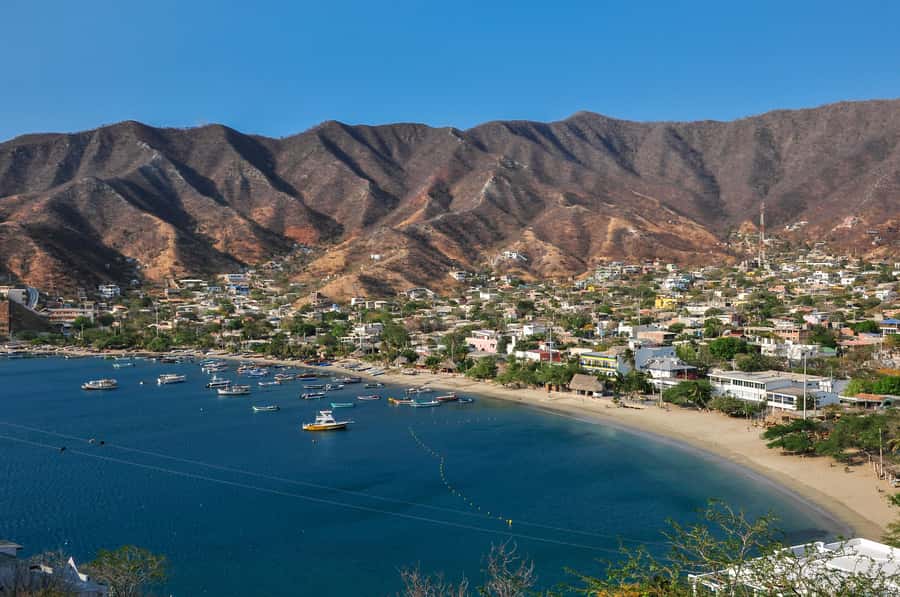 From Santa Marta: Sisiguaca Beach Hike with Snorkeling - Two hours among corals and fish