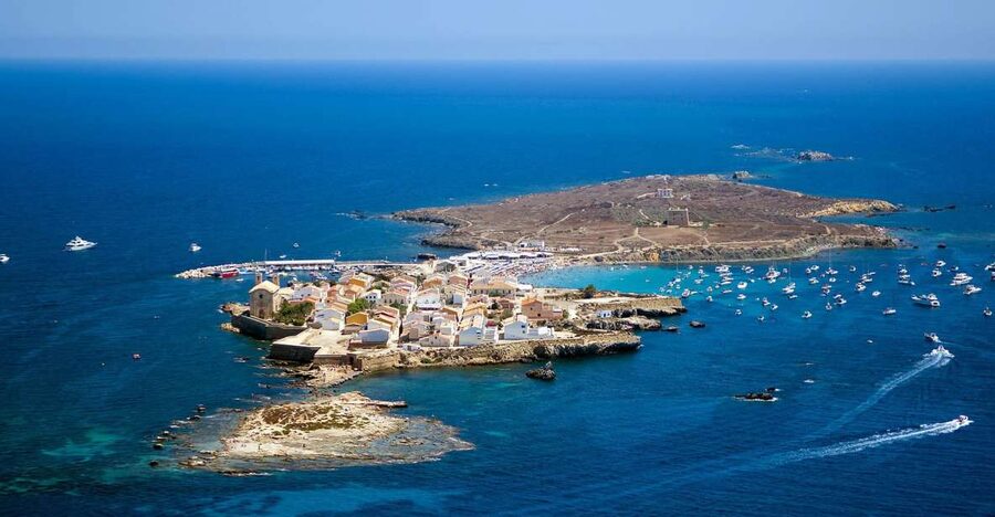 From Santa Pola: Snorkel Trip in Tabarca Island - What happens if you want lunch on Tabarca?