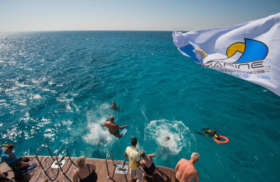 From Sharm: White Island and Ras Mohamed Snorkeling Trip - Sailing from Sharm El Sheikh to Ras Mohamed