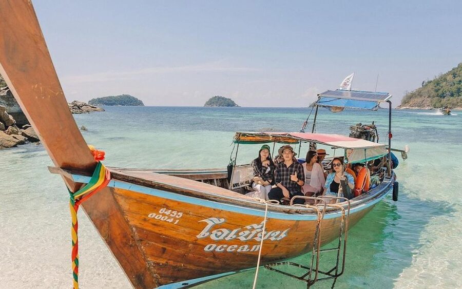 Full-Day Koh Lipe 7 points Snorkeling Experience with Lunch - Jabang: the first coral stop