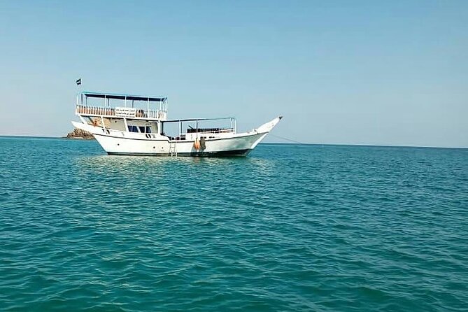Full Day Musandam Cruise with Lunch and Snorkelling from Dubai - Lunch on board, with drinks throughout the day