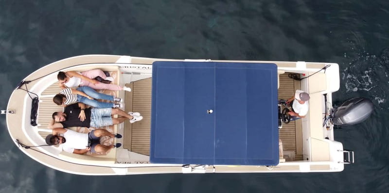 Funchal: Private Boat Tour w/Snorkel & Paddle up 11 people - Snorkeling in clear water, with gear supplied