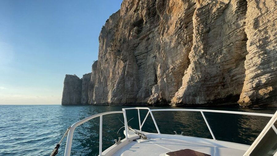 Gaeta - Sperlonga: Boat tour, swim and snorkeling, 4 hours - Gaeta’s castles and Gulf from the water