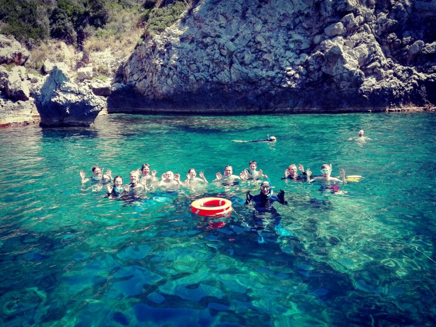 Giardini Naxos: Boat Trip Isola Bella with Snorkeling - Leaving Giardini Naxos with Etna behind you