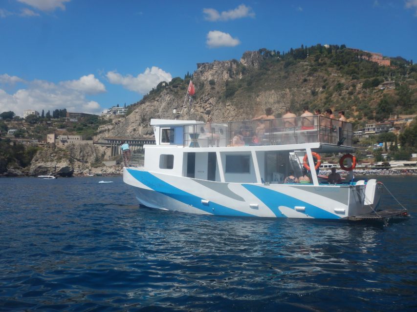 Giardini Naxos: Boat Trip Isola Bella with Snorkeling - Snacks, drinks, and the two-hour pace
